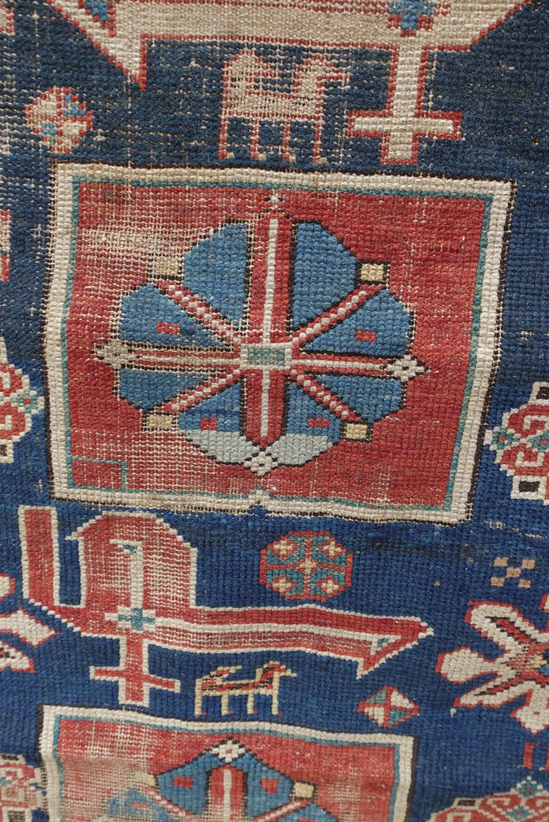 The Esra Vintage Rug