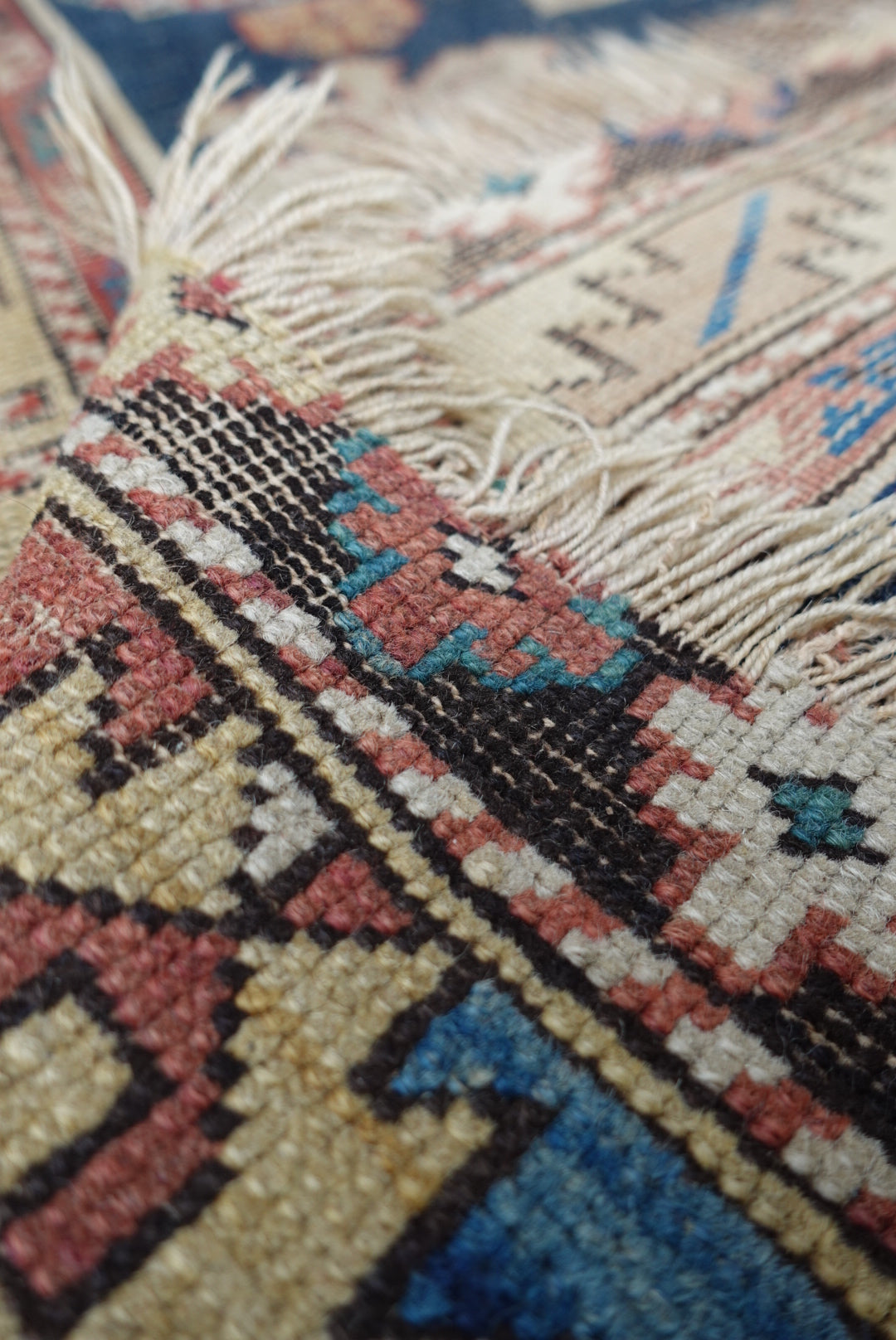 The Esra Vintage Rug
